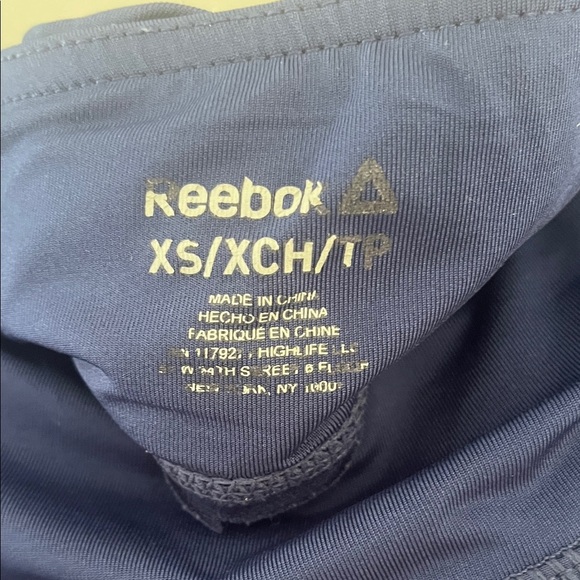 Reebok Women's Dark Blue Athletic  Shorts Size XS - Picture 2 of 5